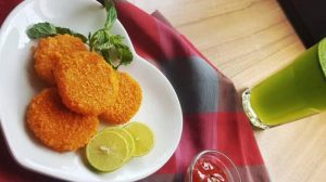 غذای سریع و سالم برای خانواده، شامل یک وعده مرغ، سبزیجات و سالاد مناسب روزهای شلوغ